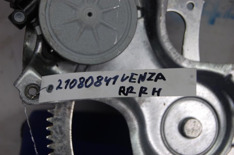 Стеклоподъемник задний правый VENZA 09-16 Стеклоподъемник задний правый VENZA 09-16