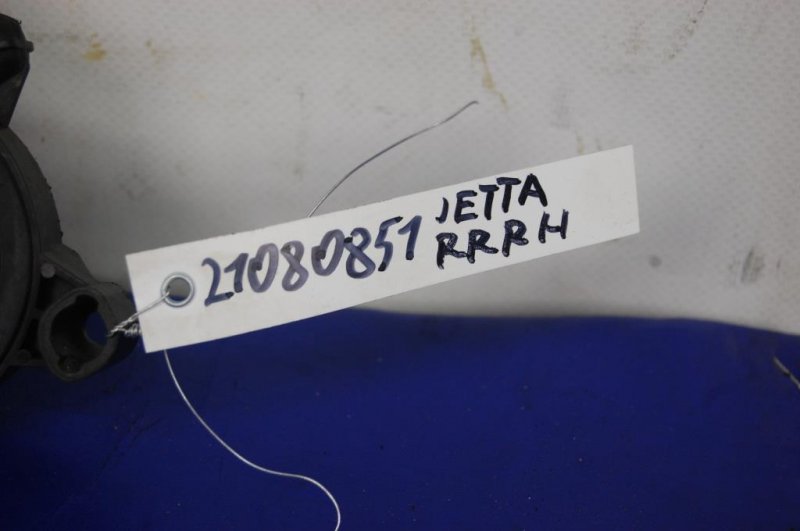 Моторчик стеклоподъемника задний правый JETTA USA 10-17 Моторчик стеклоподъемника задний правый JETTA USA 10-17