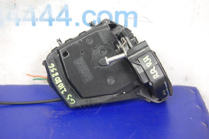 Замок двери задний правый LEXUS GS350 GS300 05-11