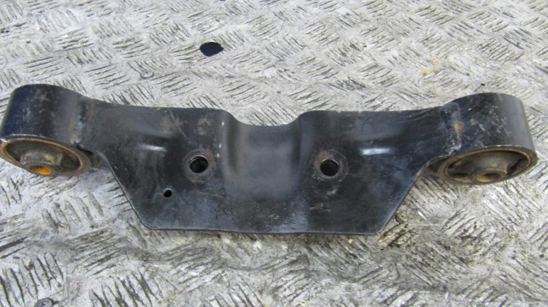 Кронштейн редуктора SUBARU IMPREZA 11-17