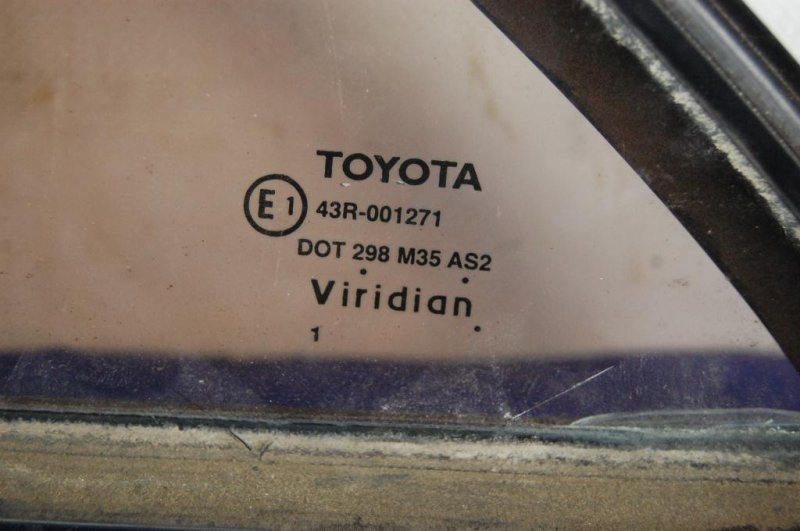 Стекло двери глухое заднее левое TOYOTA CAMRY 40 06-11 Стекло двери глухое заднее левое TOYOTA CAMRY 40 06-11