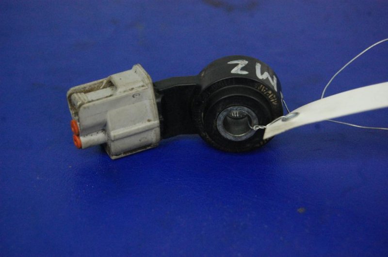 Датчик детонации LEXUS RX300/330/350/400 03-09 89615-02020 Б/У