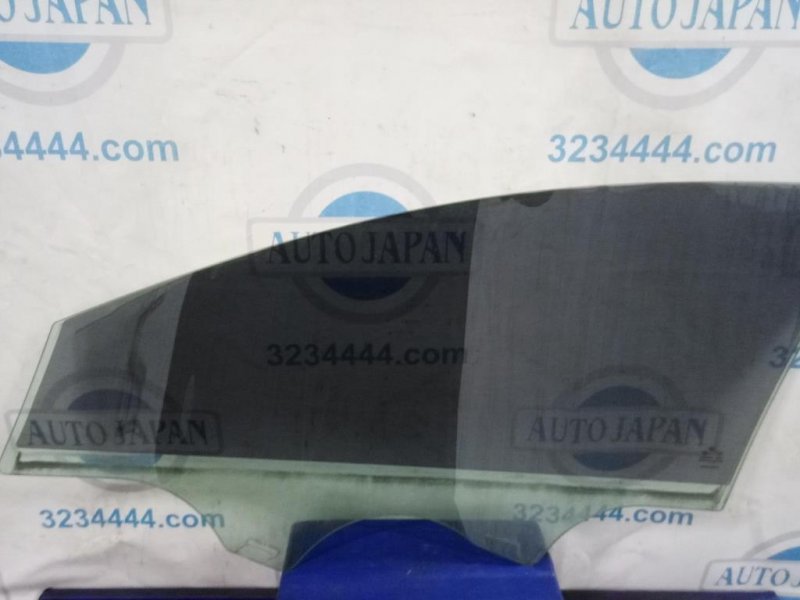 Стекло двери переднее правое SONATA YF 10-14