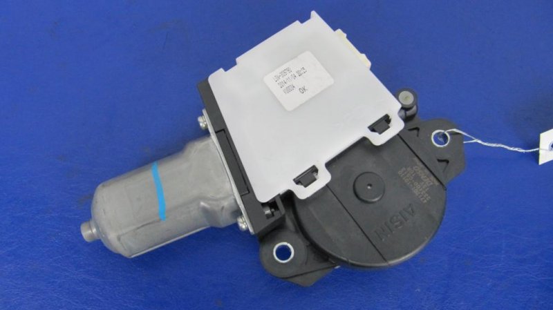 Моторчик люка LEXUS NX 14-21