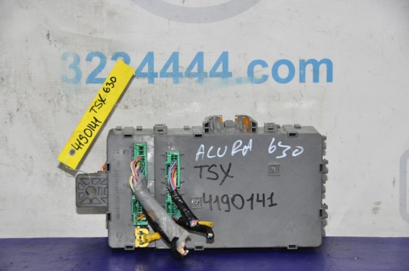 Блок предохранителей салон ACCORD CU8 / TSX 08-14 2010 Седан 2.4