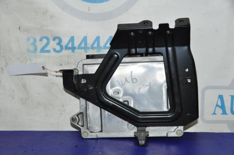 Блок управления двигателем 6 GJ 12- 2013 Седан 2.5