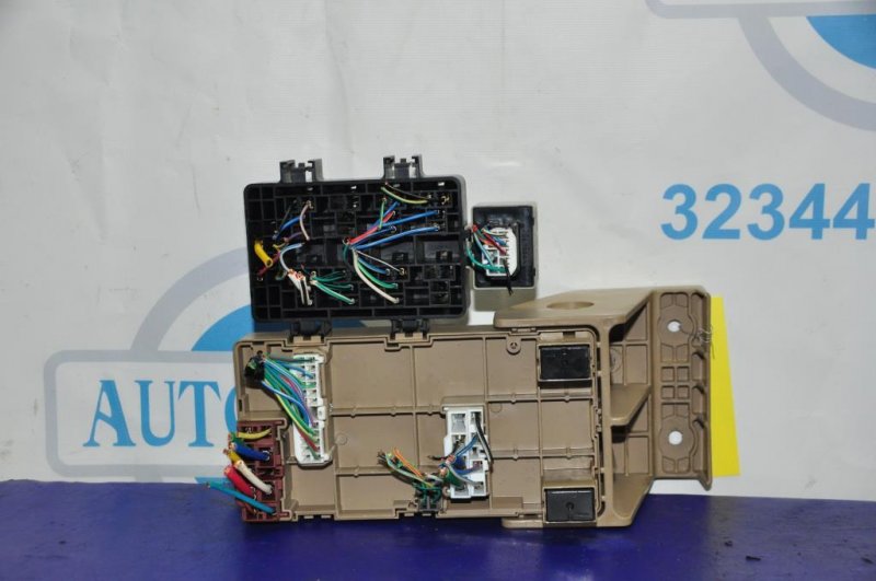 Блок предохранителей салон FORESTER SH 07-12 2010 Внедорожник 2.5 FB25B