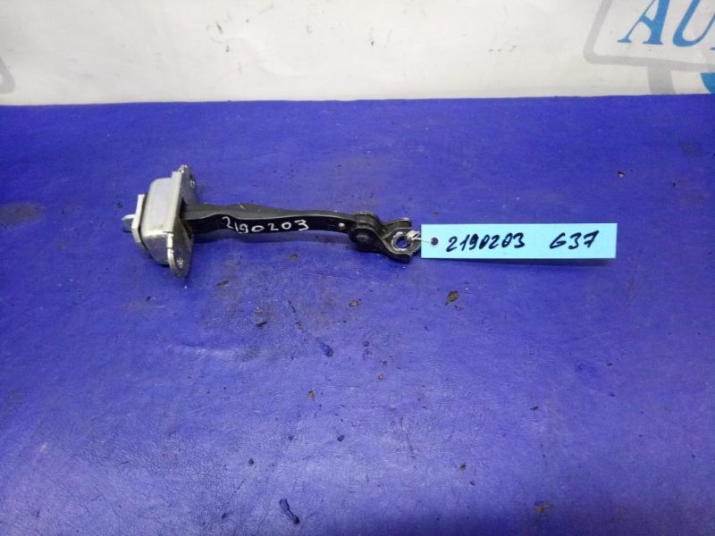 Ограничитель двери передний правый INFINITI G25/G35/G37/Q40 06-14 80430-JK000 Б/У
