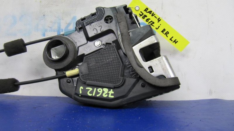 Запчасть замок двери задний левый TOYOTA RAV4 05-12 69060-42021 Б/У Замок двери задний левый TOYOTA RAV4 05-12 69060-42021 Б/У