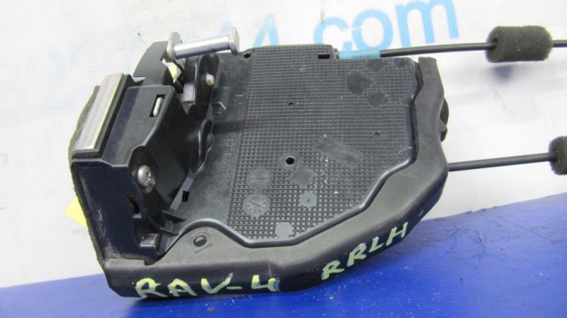 Замок двери задний левый TOYOTA RAV4 05-12 Замок двери задний левый TOYOTA RAV4 05-12
