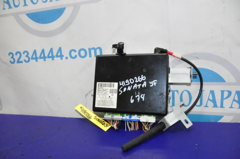 Блок комфорта HYUNDAI SONATA YF 10-14 2011 Седан 2.4 95400-3Q003 Б/У