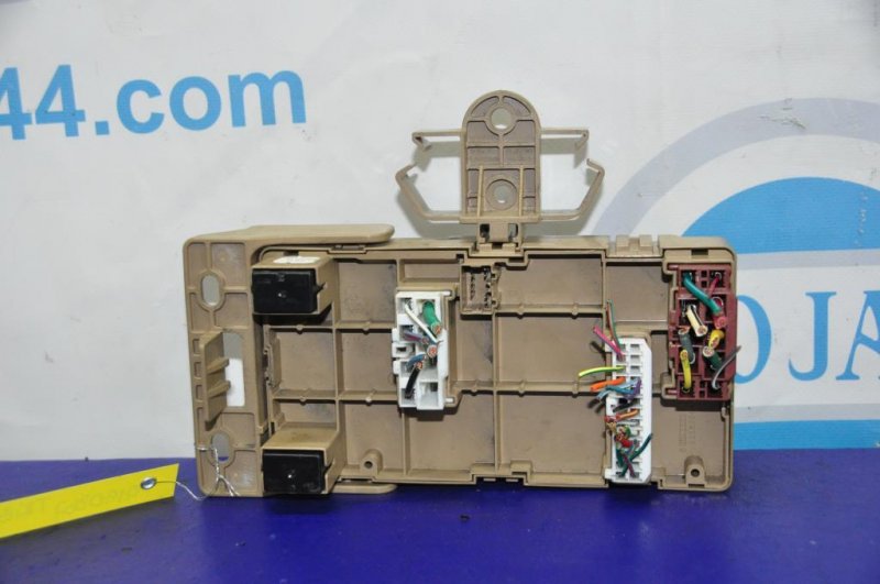 Блок предохранителей салон SUBARU TRIBECA B10 07-13 Внедорожник 3.6