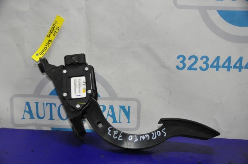 Педаль газа KIA SORENTO XM 09-14 2012 Внедорожник 2.4 32700-1U000 Б/У