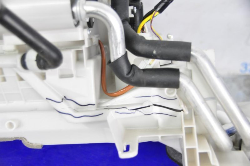 Корпус печки 6 GJ 12- 2013 Седан 2.5