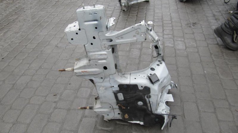 Четверть кузова передняя правый INFINITI G25/G35/G37/Q40 06-14 64120-JK650 Б/У