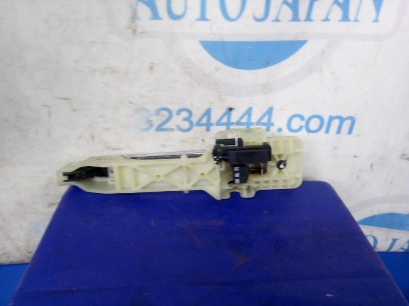 Ручка двери наружная задняя левая SONATA YF 10-14 Ручка двери наружная задняя левая SONATA YF 10-14