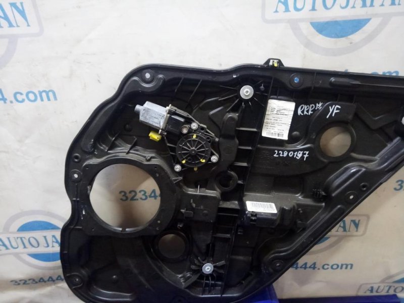 Стеклоподъемник задний правый HYUNDAI SONATA YF 10-14 83481-3Q000 Б/У