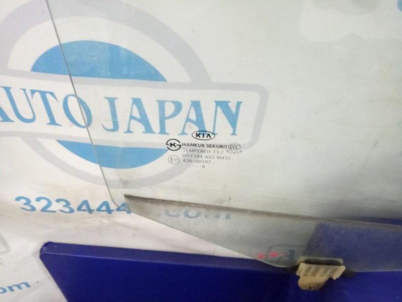 Стекло двери заднее правое FORTE/CERATO TD 08-13