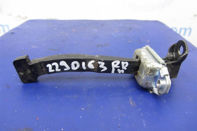 Запчасть ограничитель двери задний левый KIA FORTE/CERATO TD 08-13 79480-1M000 Б/У Ограничитель двери задний левый KIA FORTE/CERATO TD 08-13 79480-1M000 Б/У