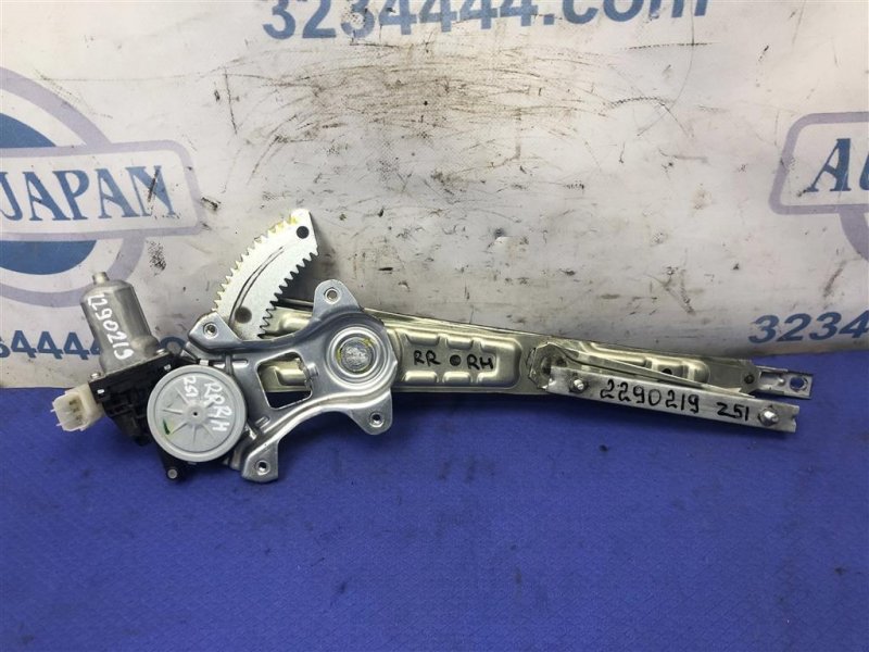 Стеклоподъемник задний правый NISSAN MURANO Z51 07-14 82720-EG000 Б/У