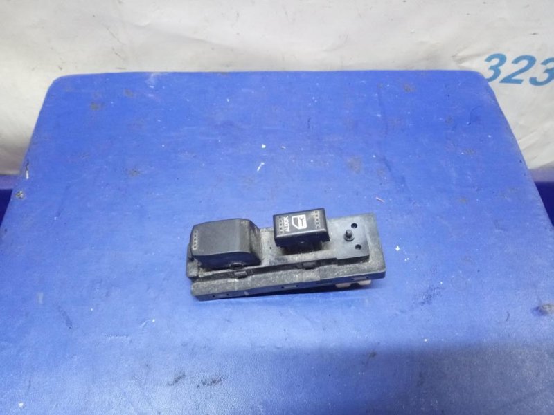 Кнопка стеклоподъемника SUZUKI SX4 06-13 Б/У