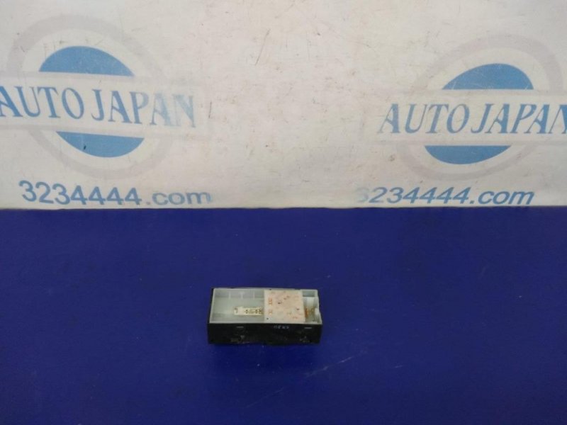 Кнопка стеклоподъемника передняя правая TIIDA/VERSA C11 04-11