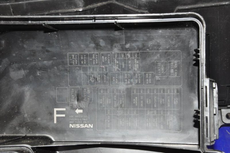 Блок предохранителей моторный отсек TEANA J31 03-07