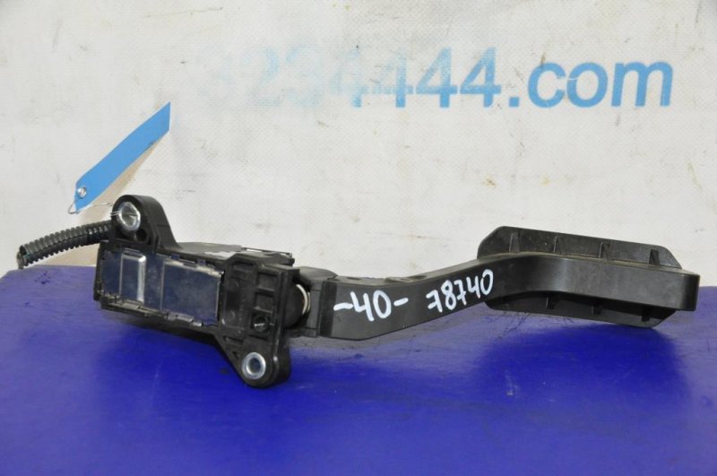 Педаль газа CAMRY 40 06-11