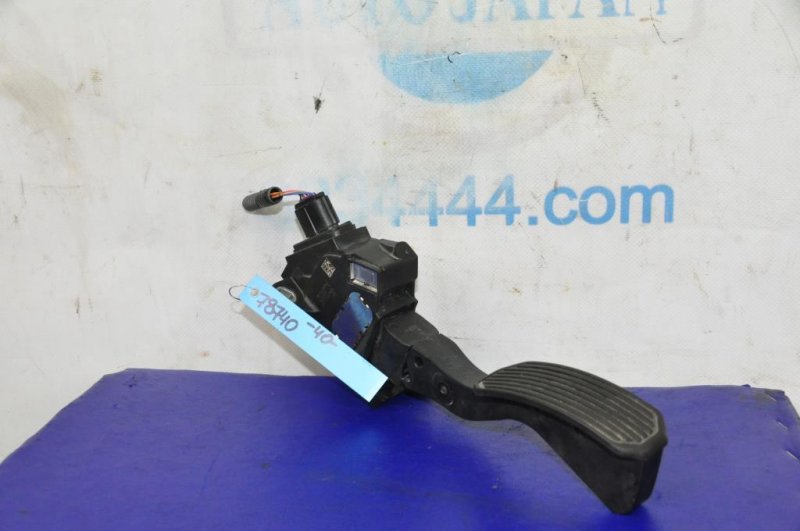 Педаль газа TOYOTA CAMRY 40 06-11