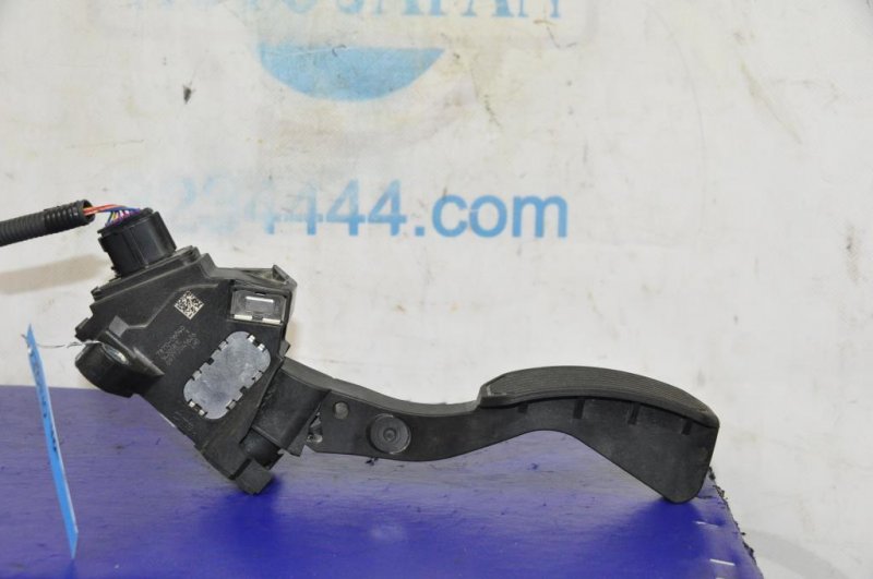 Педаль газа CAMRY 40 06-11