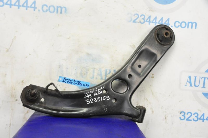 Рычаг передней подвески нижний передний правый HYUNDAI ACCENT RB 10- 54501-1R000 Б/У