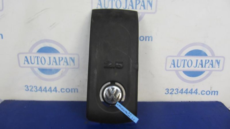 Накладка двигателя декоративная VOLKSWAGEN PASSAT B7 11-15 2013 A32 2.5 CBUA 07K 129 607 J Б/У