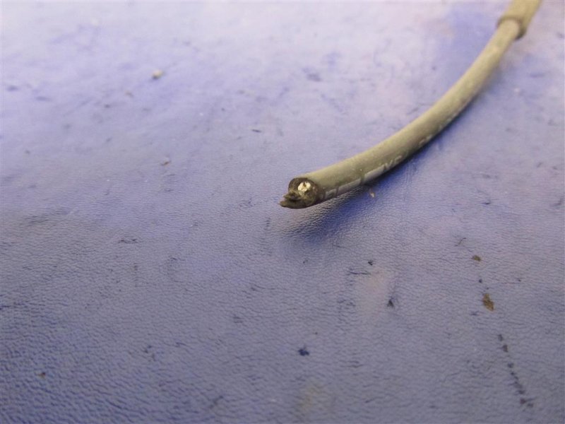 Датчик ABS передний левый 6 GG 02-07