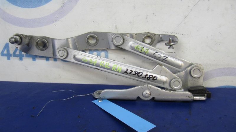 Петля крышки багажника правая INFINITI G25/G35/G37/Q40 06-14 84400-JK00A Б/У