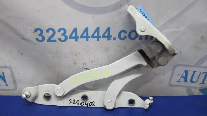 Петля крышки багажника левая INFINITI M35/M45 04-10 84401-EG000 Б/У