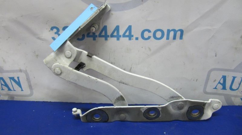 Петля крышки багажника левая INFINITI M35/M45 04-10