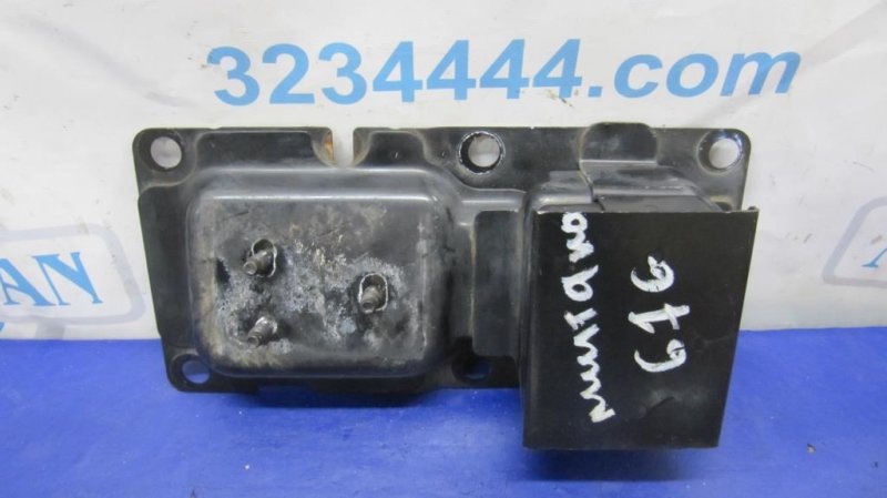 Кронштейн усилителя переднего бампера передний левый NISSAN MURANO Z50 02-07 62211-CA000 Б/У