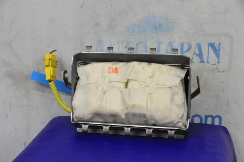 Подушка безопасности пассажира MITSUBISHI LANCER X 10 07-15 2007 Седан 2.0 7030A071 Б/У