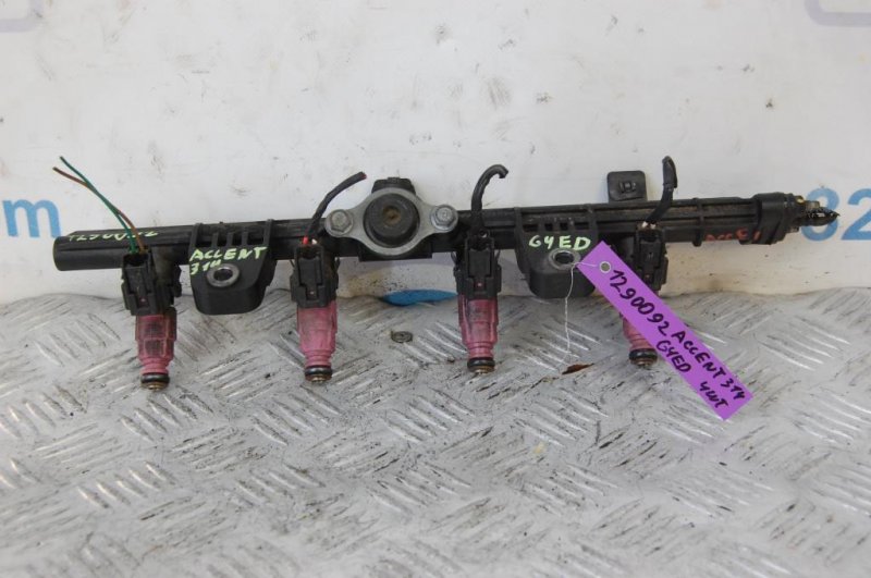 Форсунка топливная ACCENT MC 06-10 2006 Седан 1.6 Форсунка топливная ACCENT MC 06-10 2006 Седан 1.6