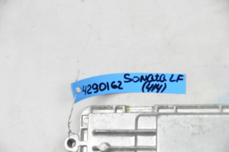 Блок управления двигателем SONATA LF 2014-