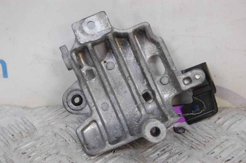 Кронштейн двигателя HONDA ACCORD CR 13-18 Седан 2.4 Кронштейн двигателя HONDA ACCORD CR 13-18 Седан 2.4