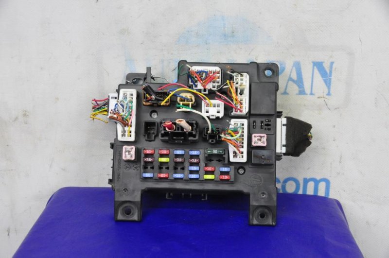 Блок предохранителей салон MITSUBISHI OUTLANDER XL 05-13 2008 Внедорожник 3.0 8637A313 Б/У