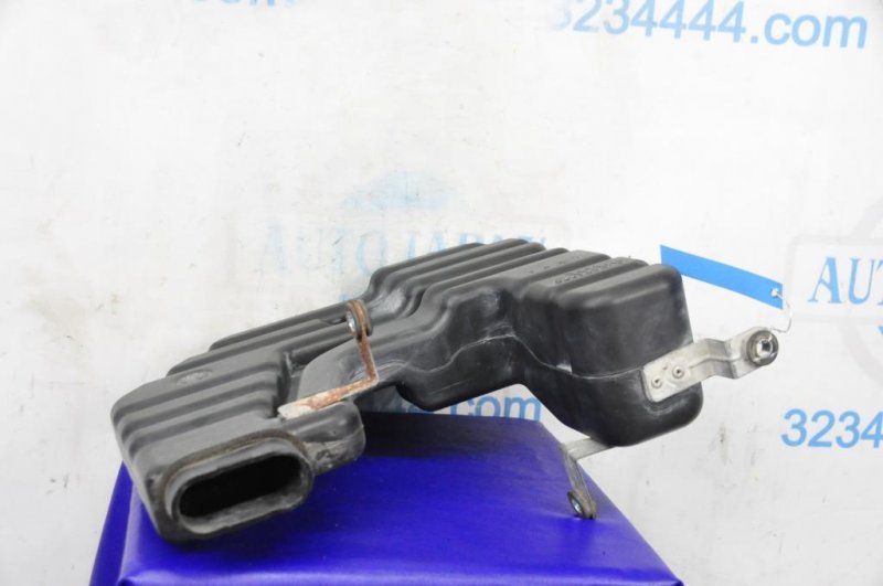 Резонатор воздушного фильтра MITSUBISHI GALANT 03-12 2011 Седан 2.4 1502A029 Б/У