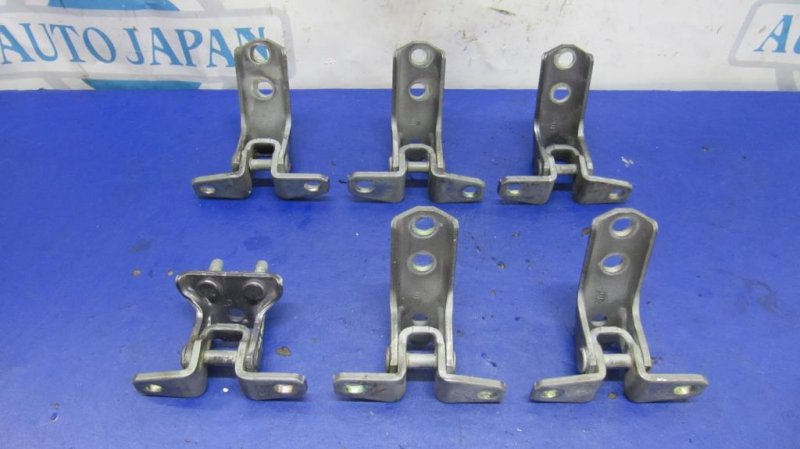 Петля двери MITSUBISHI OUTLANDER XL 05-13