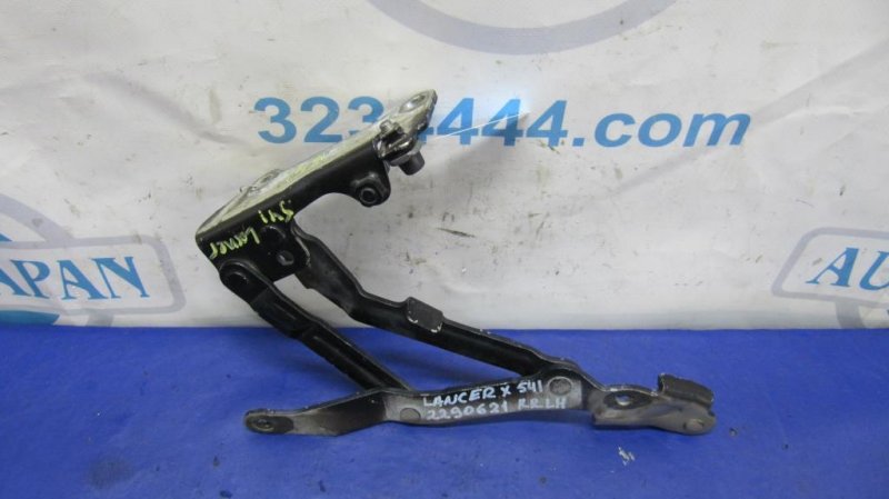 Запчасть петля крышки багажника левая MITSUBISHI LANCER X 10 07-15 5923A013 Б/У Петля крышки багажника левая MITSUBISHI LANCER X 10 07-15 5923A013 Б/У