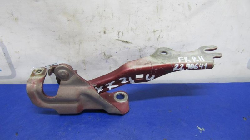 Петля капота правая MAZDA CX-7 06-12 EG21-52-410B Б/У