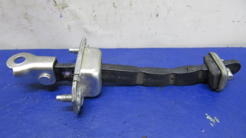 Ограничитель двери задний левый SUBARU FORESTER 12-19 62124FG003 Б/У