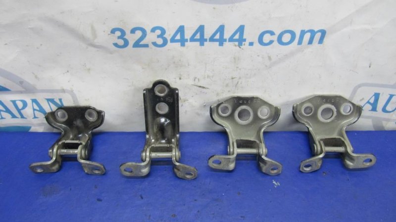 Петля двери SUBARU IMPREZA 11-17 Б/У