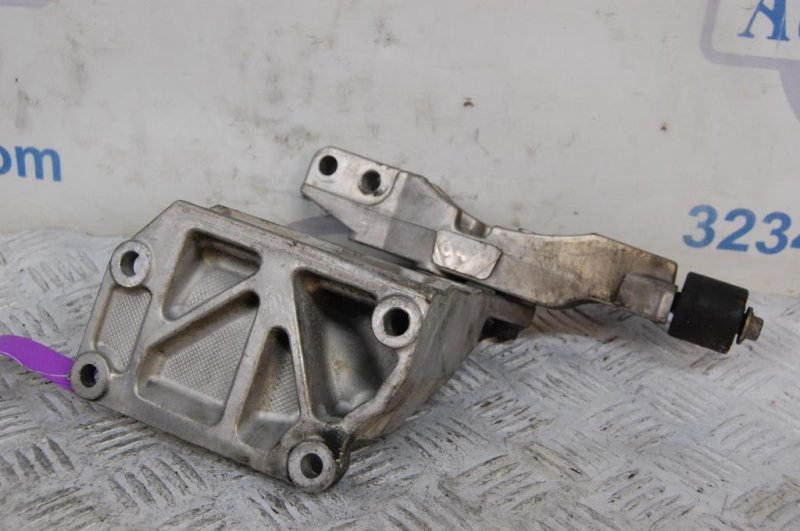 Кронштейн опоры двигателя правый FX S50 03-08 2006 Внедорожник 3.5 Кронштейн опоры двигателя правый FX S50 03-08 2006 Внедорожник 3.5