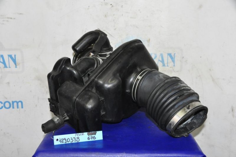 Резонатор воздушного фильтра NISSAN MURANO Z50 02-07 Внедорожник 3.5 Резонатор воздушного фильтра NISSAN MURANO Z50 02-07 Внедорожник 3.5